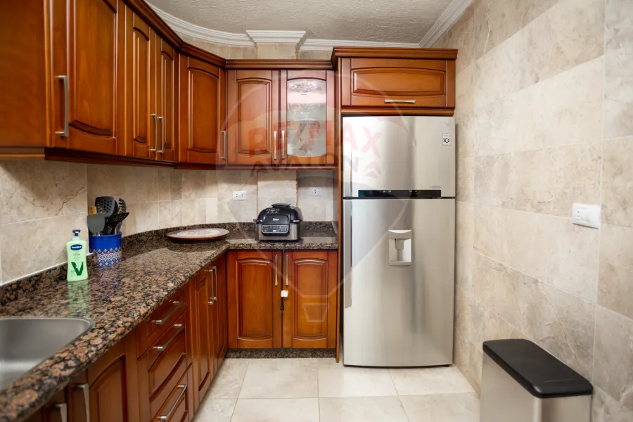 Villa for sale 425 m King Mariout (Lakeside Compound)