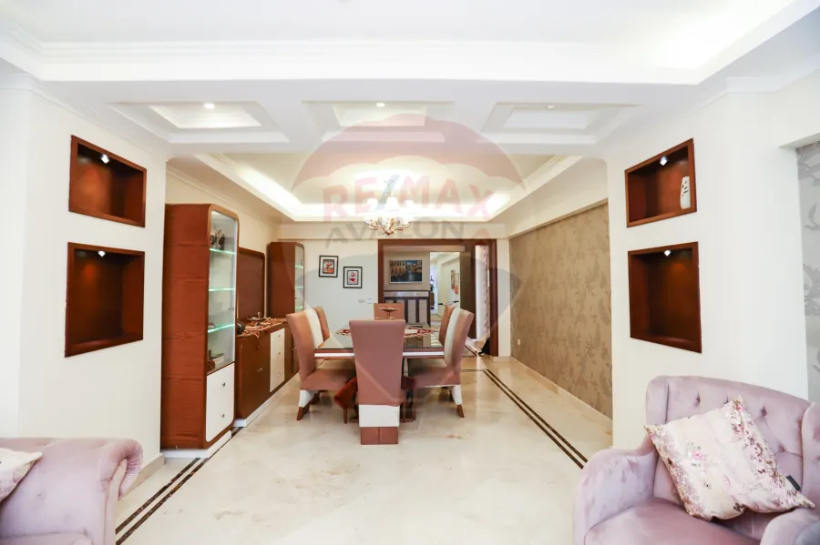 Apartment for sale 249 m Saba Basha ( Directly on the Sea.)