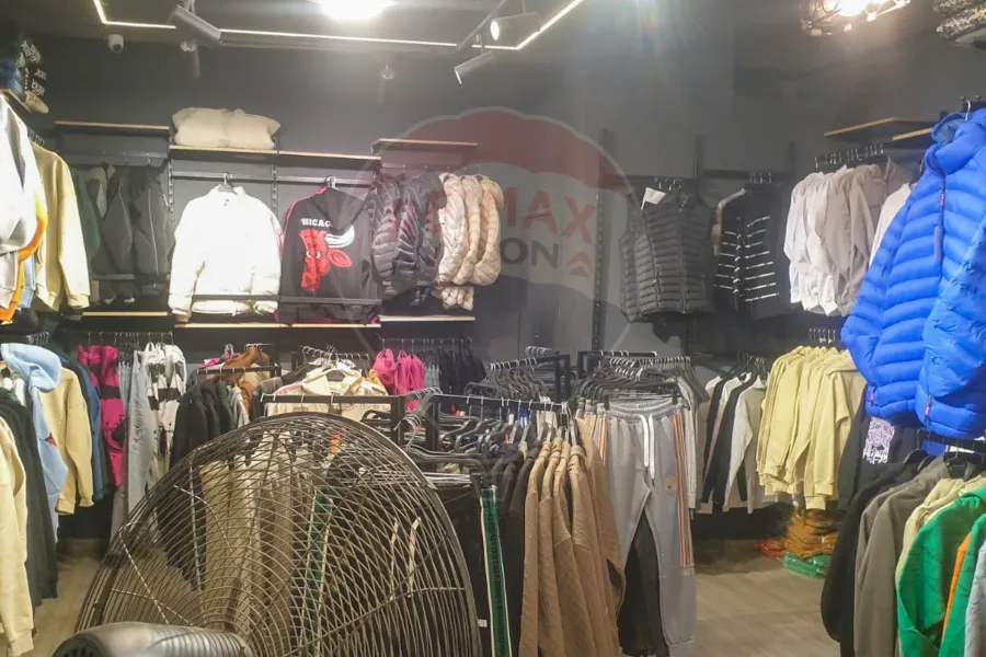 Shop for sale 45 m Miami (Iskandar Ibrahim St)