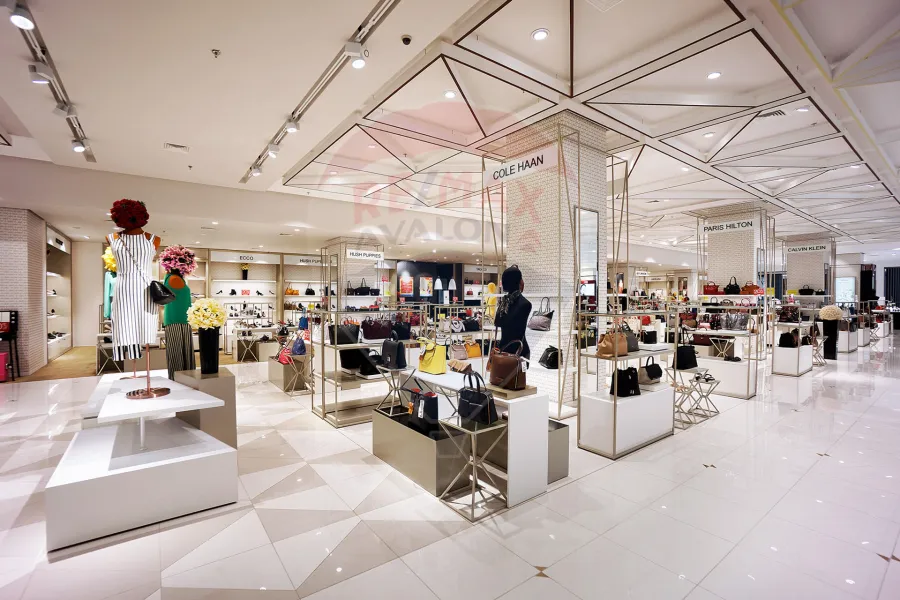 Commercial Shop + 2 mezan for rent 1,900 m Al Hay Al-Latiny (directly Fouad St.)