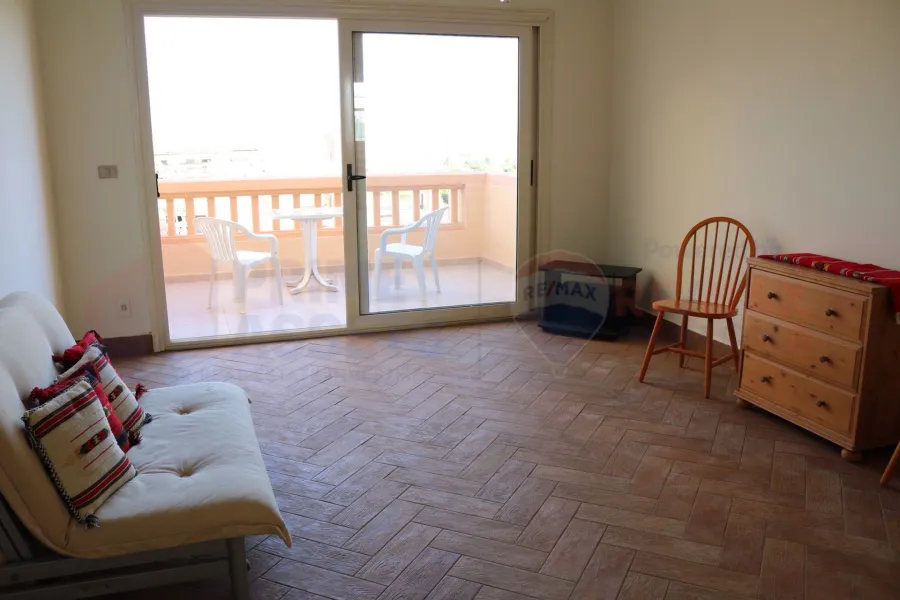 فيلا ستاند الون للبيع 890 م كينج مريوط (اليكس ويست - منطقة أنطونيادس)