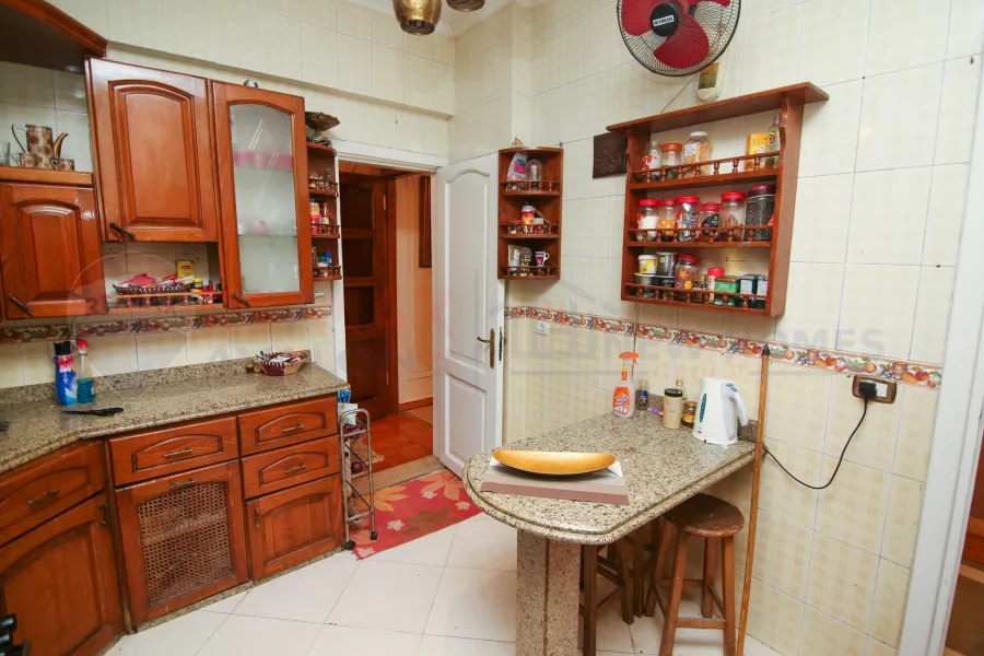 Apartment for sale 200 m Smouha (Bahaa El-Din El-Ghatoury st.)