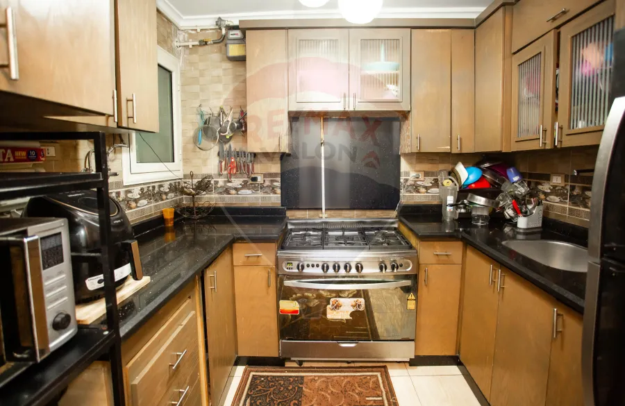 Apartment for sale 165 m Gleem (steps from the sea)