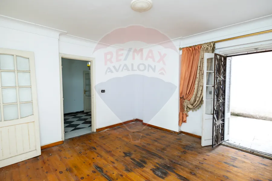 شقة للبيع 173 م فلمنج (على الترام)