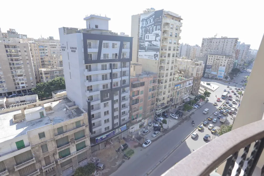 شقة للإيجار 110م كليوبترا - ش أبو قير الرئيسى