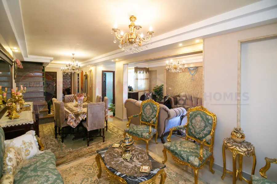 شقة دوبلكس للبيع 220 م سبورتنج (متفرع من ش أبو قير)