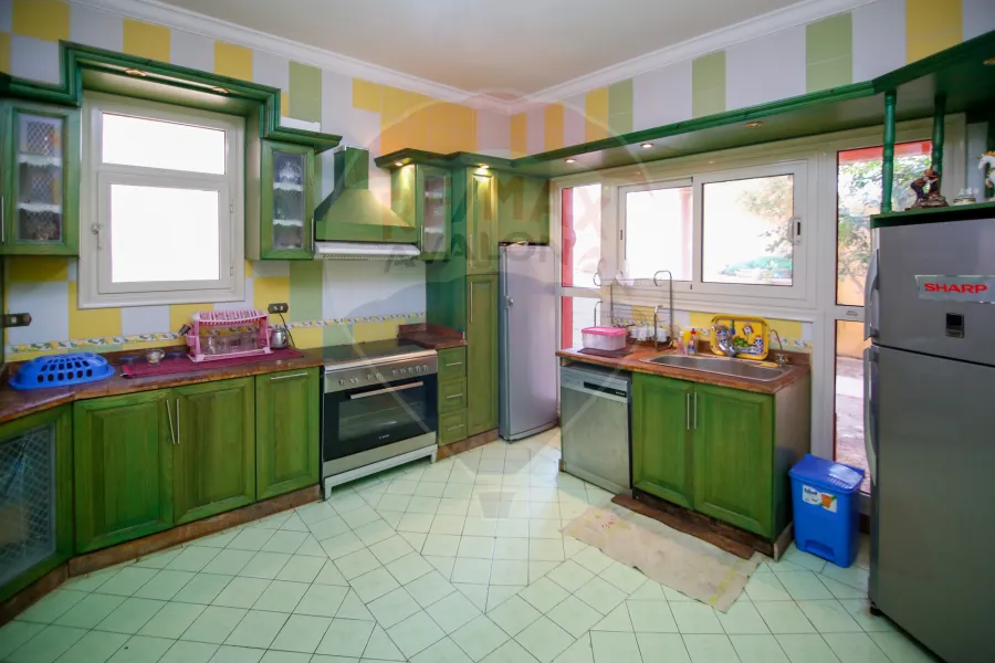 Villa for sale 1,650 m King Mariout (106 st)