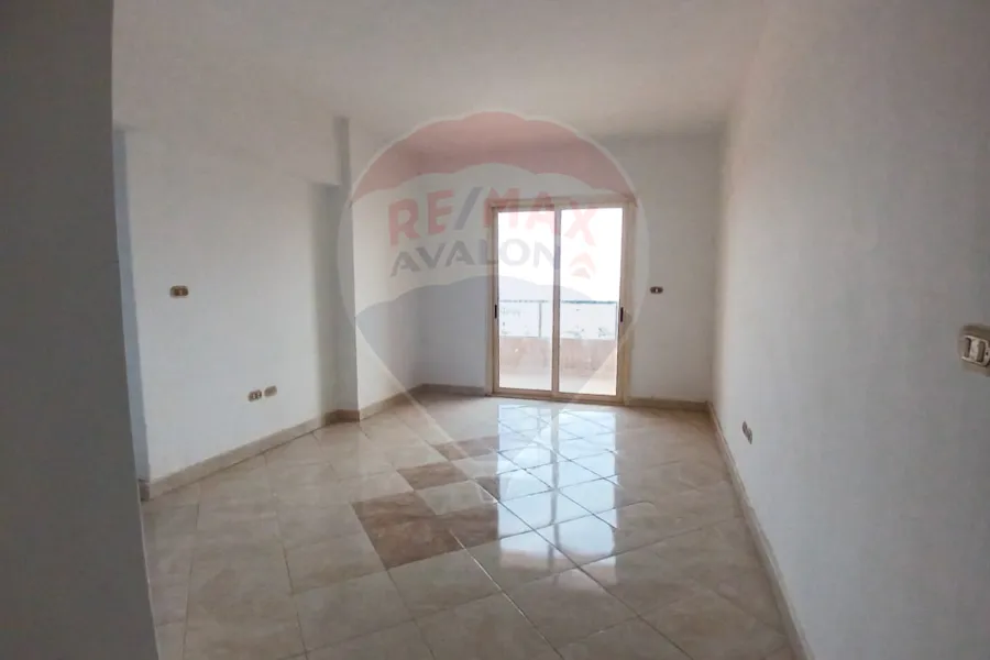 Apartment for sale 100 m El Montaza (Royal Plaza Towers)