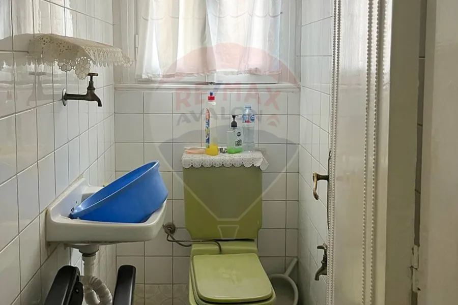 شقة للبيع 160م سبورتنج ترام (ش عمر لطفي)