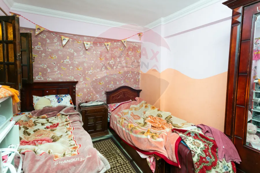 شقة للبيع 100 كليوباترا (خطوات من الترام