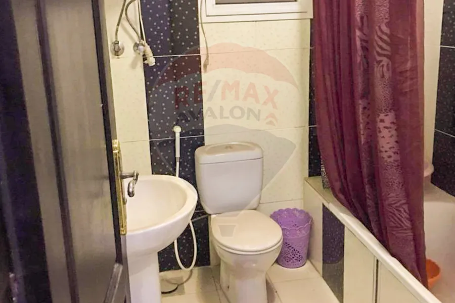 Furnished apartment for rent 125 m Alasafra Bahari (Steps from the sea)