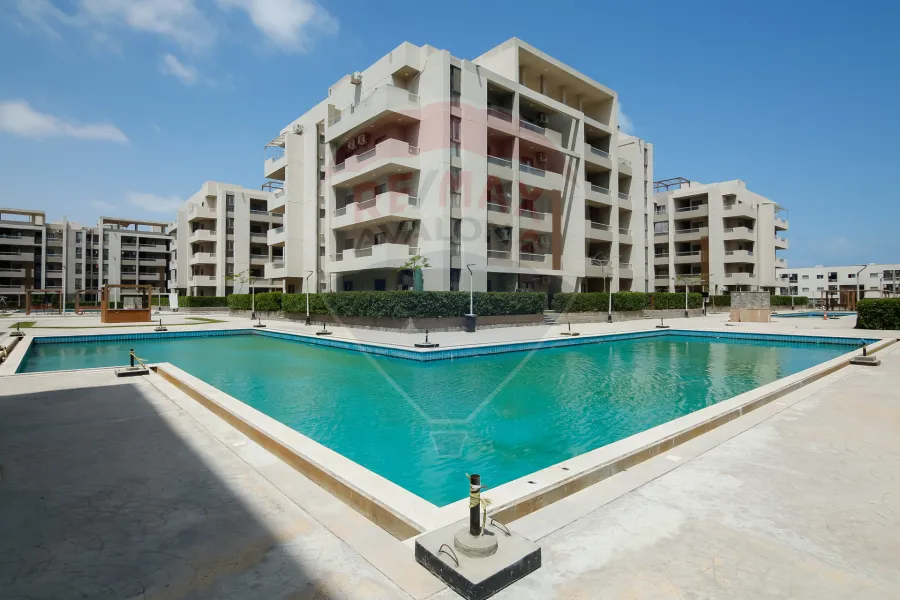 Chalet + garden for sale on the coast (Grand Hills Village) 60 m