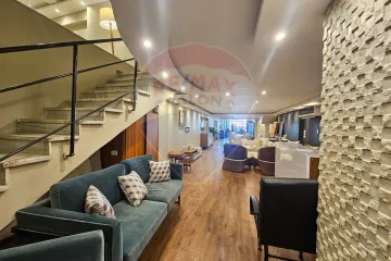 Shop + up-floor for sale 550 m Al-Ibrahimia (directly on the sea)