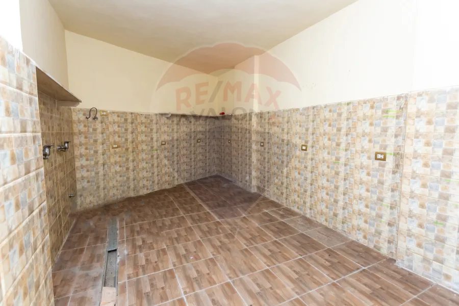 Shop for sale 150 m Smouha (Tout Ankh Amoun St.) - 16,500,000 EGP