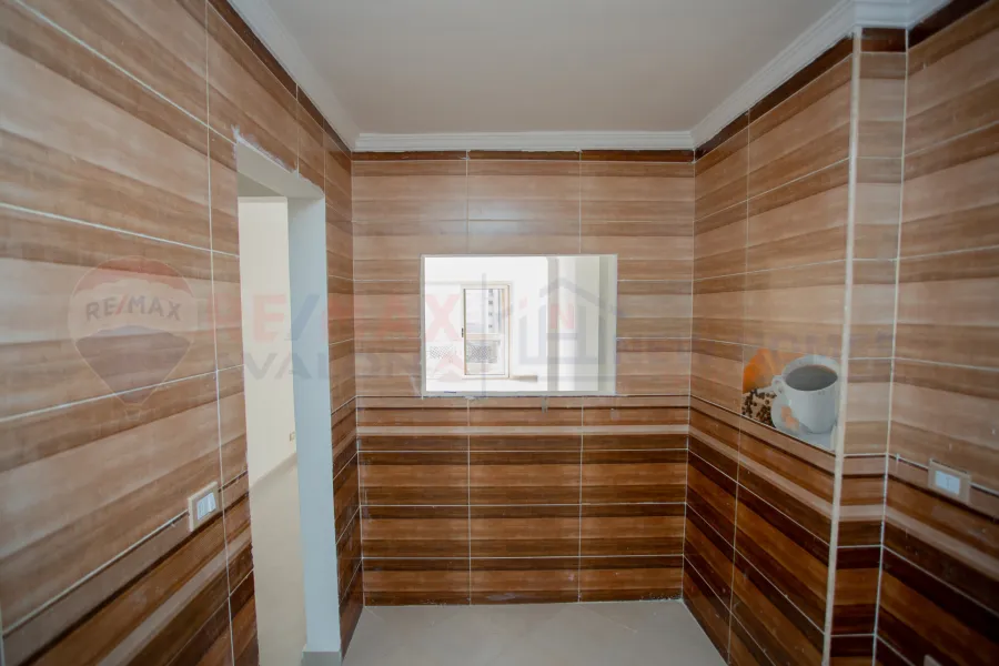 شقة للبيع 185 م لوران (متفرع من ش الاقبال)