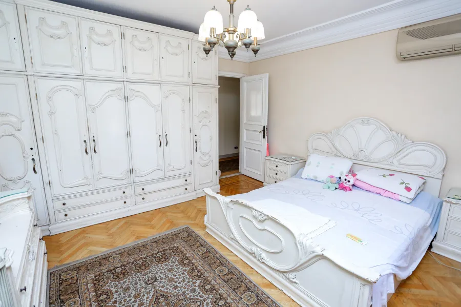 Apartment For Sale 550 m Louran (Steps from the sea)