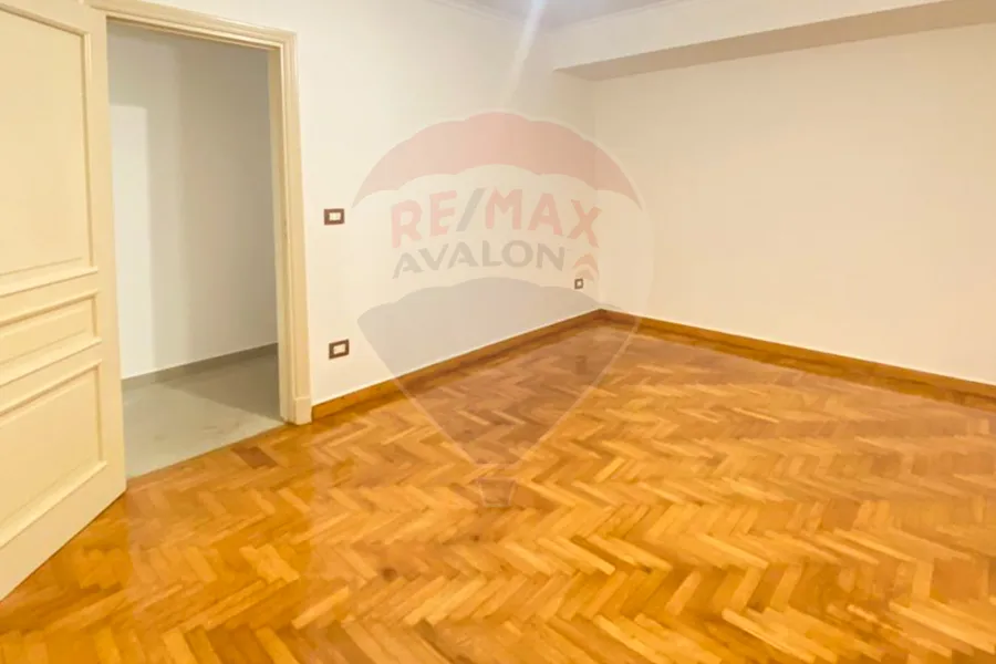 Apartment for modern rent 245 m Smouha (steps from Smouha Club)