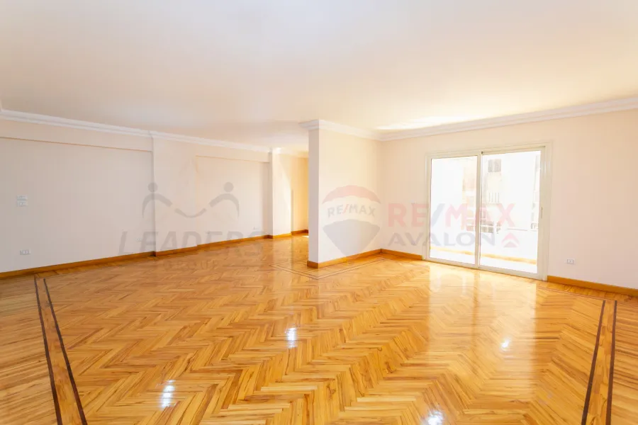 شقة للبيع 190 م كفر عبده (سكينة بنت الحسين)