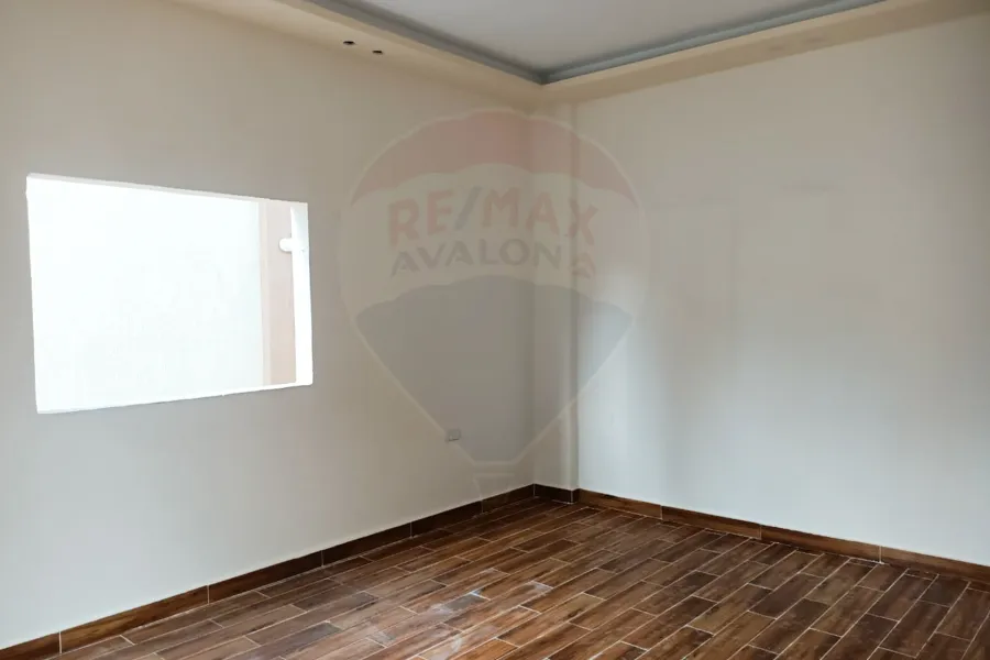 Villa For Sale 500 m King Marriout (Next To Khattab Qasis)