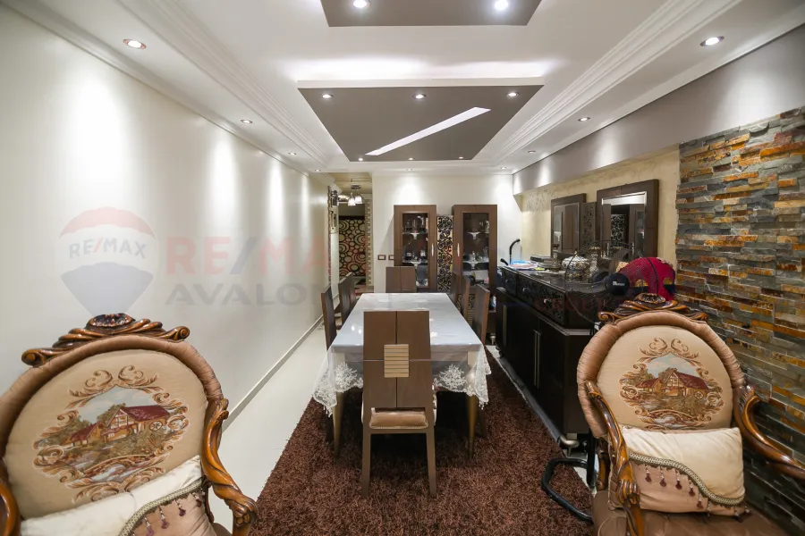 Apartment for sale 150 m Saba Basha (Kahlil Moutran - Royal Palace)