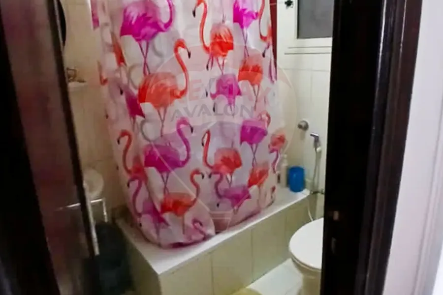 شقة للبيع 100 م سيدي جابر (خطوات من الترام و أبو قير)