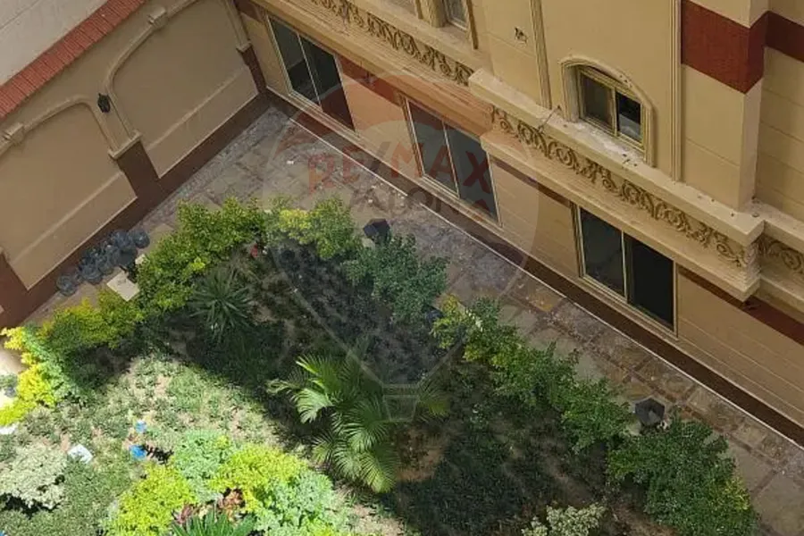 شقة للبيع 138 م سموحة (حدائق السرايا)