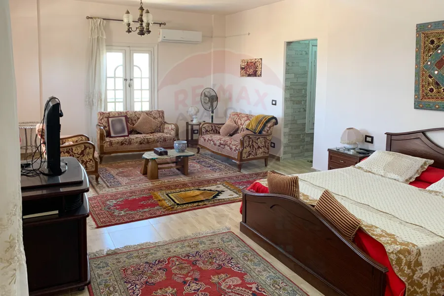 Registered villa with blue contract for sale 1,008 m king Mariout (El-Kafoury Main road)