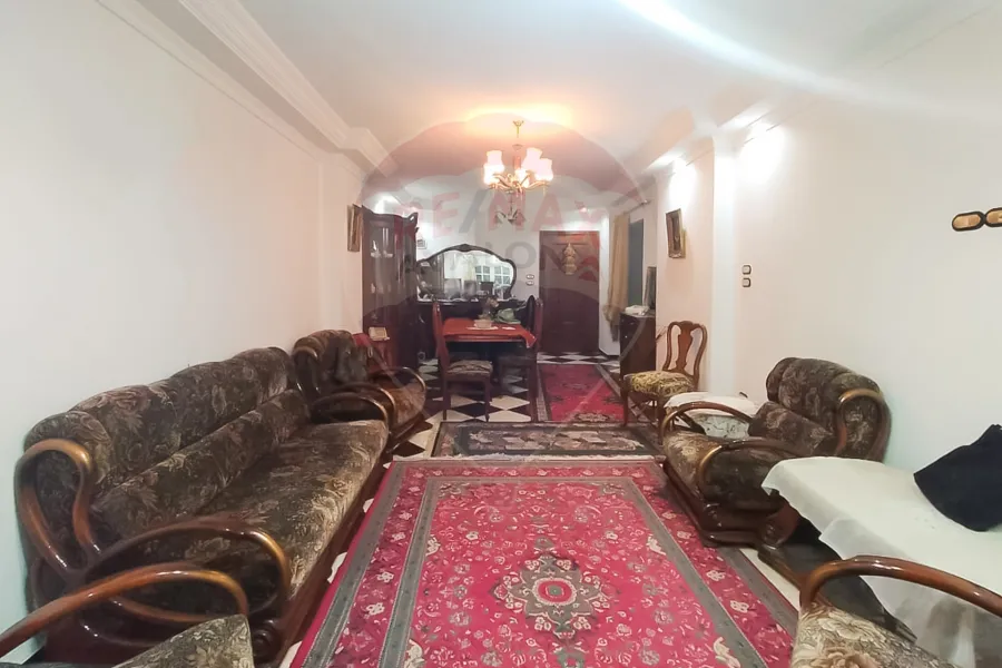 Apartment for sale 140 m Victoria (Gamal Abdel Nasser main st.)