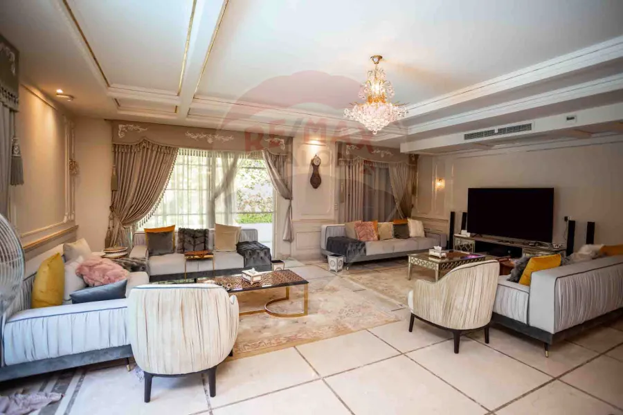 فيلا للبيع (العروبة رويال) كينج مريوط 580 م استلام فوري