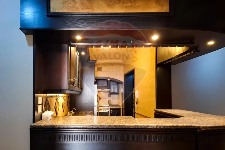 Apartment for sale 190 m Rushdi (second number from the tram)