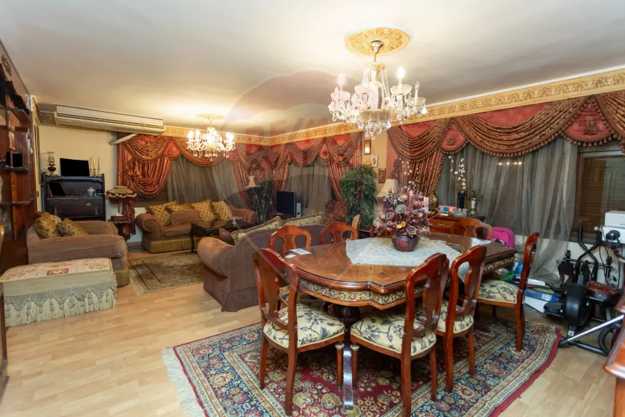 Apartment for sale 210 m Louran (Mahmoud Sedqy St)