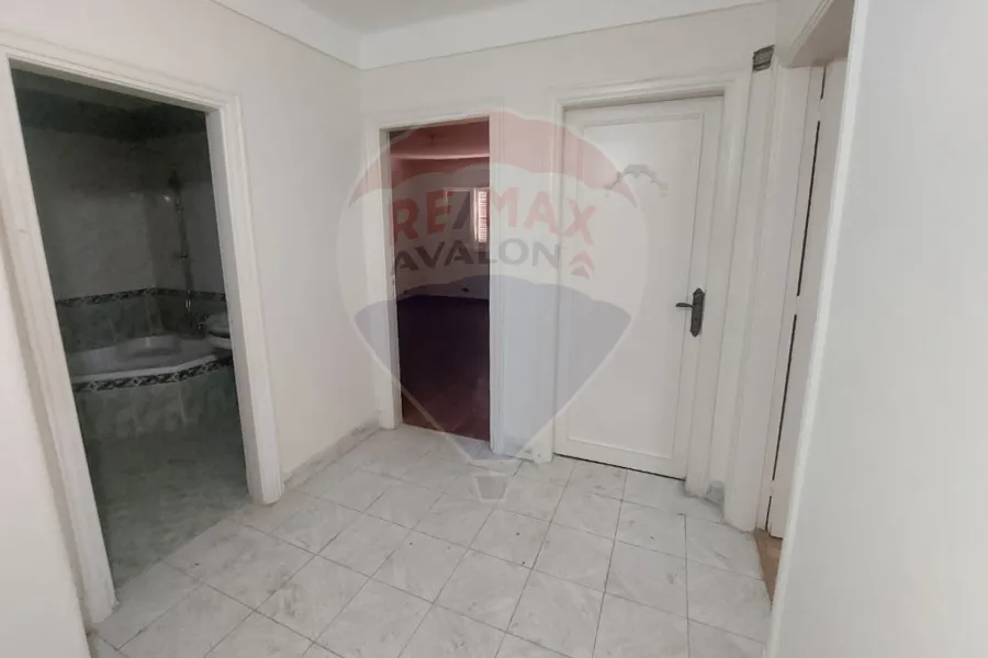 Apartment for rent 245 m Gleem (Abo Qir St)
