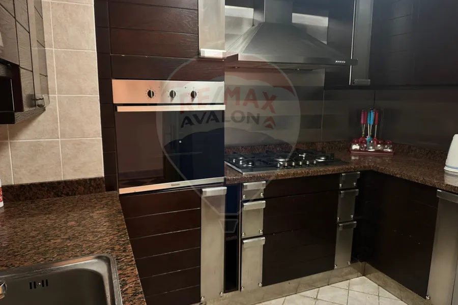 شقة للبيع 136 م سان ستيفانو (الفور سيزون)