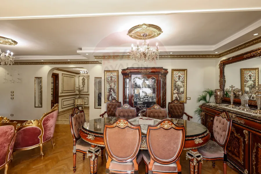 Apartment for sale 200 m Gleem ( second number of Abu Qir St. )