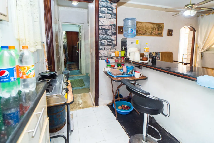 شقة للبيع 110 م المعمورة الشاطئ (ش الشرطة)