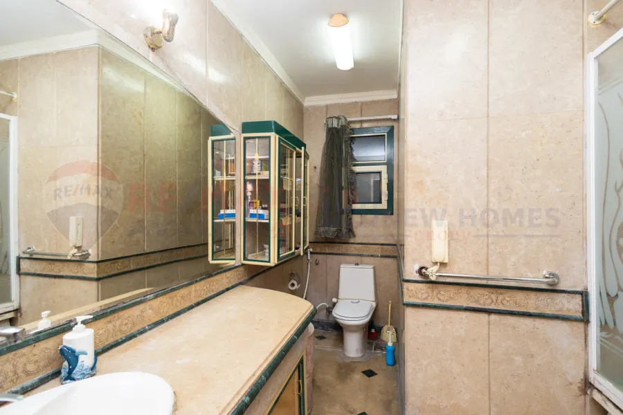 Apartment for sale 330 m Miami (direct sea)