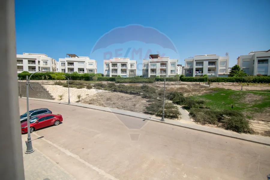 Chalet for sale (Amwaj - Sidi Abdelrahman) 120 m