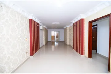 شقه للبيع 130م لوران (خطوات من شارع الأقبال و البنك الأهلي)