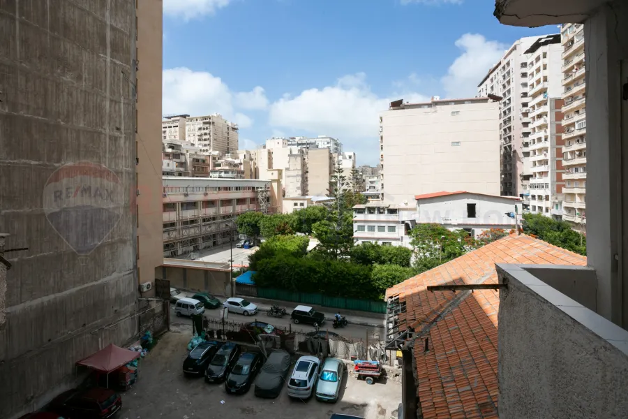 شقة للبيع 127 م ستانلي (ش الفريد ليان)