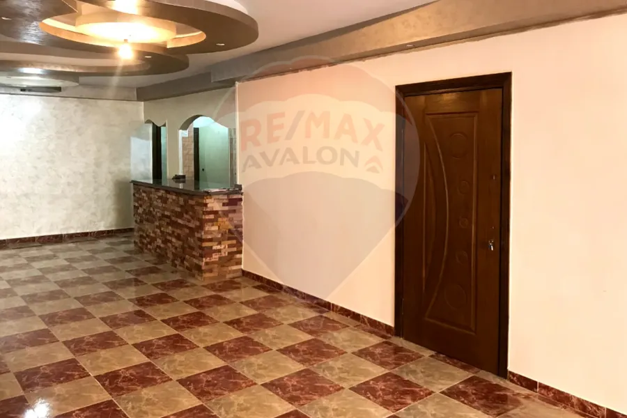 شقة للبيع 126 م المندرة (متفرع من ش جمال عبد الناصر)