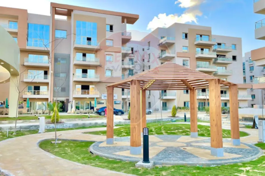 شقة دوبلكس + روف للبيع 466 م اكتوبر (حدائق اكتوبر - كمباوند كالما)