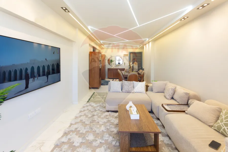 شقة للبيع 125 م السيوف (تقاطع ش النخيل مع ش السيوف)