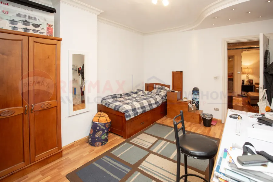 Apartment for sale 206 m Smouha (steps from Fawzy Moaaz St - brand building)