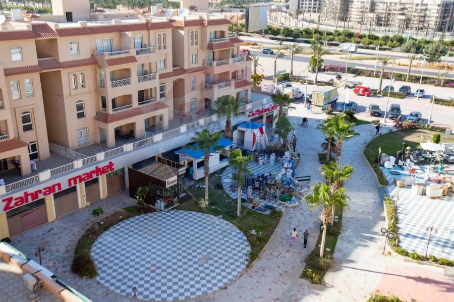 شاليه للبيع 85 م +25 م حديقة الساحل الشمالي (قرية اجورا ك 128)