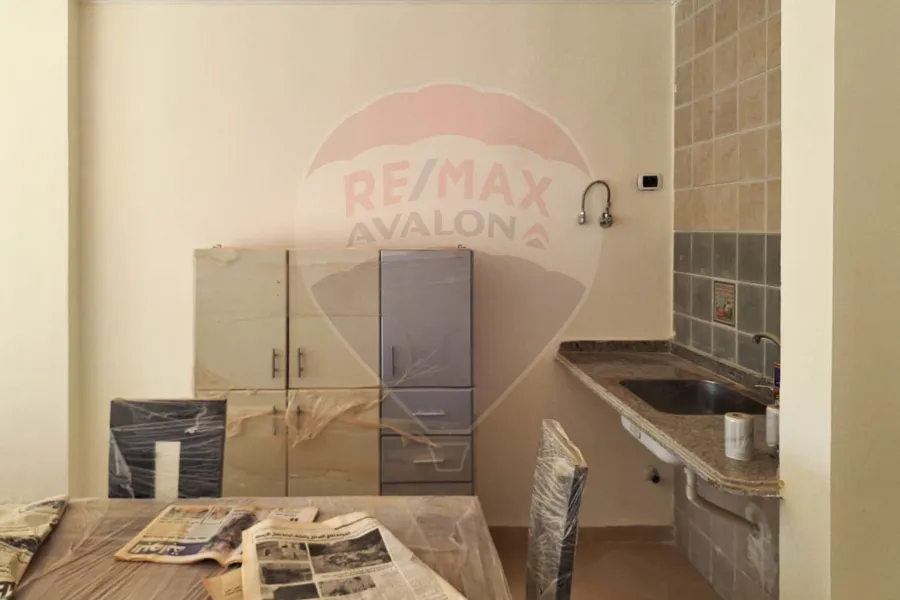 شالية ارضي بجاردن للبيع (اماريتس هايتس - راس الحكمة) 100م +  25 م جاردن