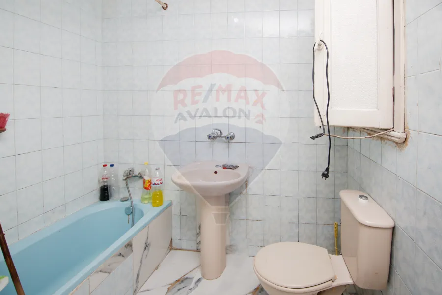 شقة للبيع 100 م العصافرة (ش جمال عبد الناصر)