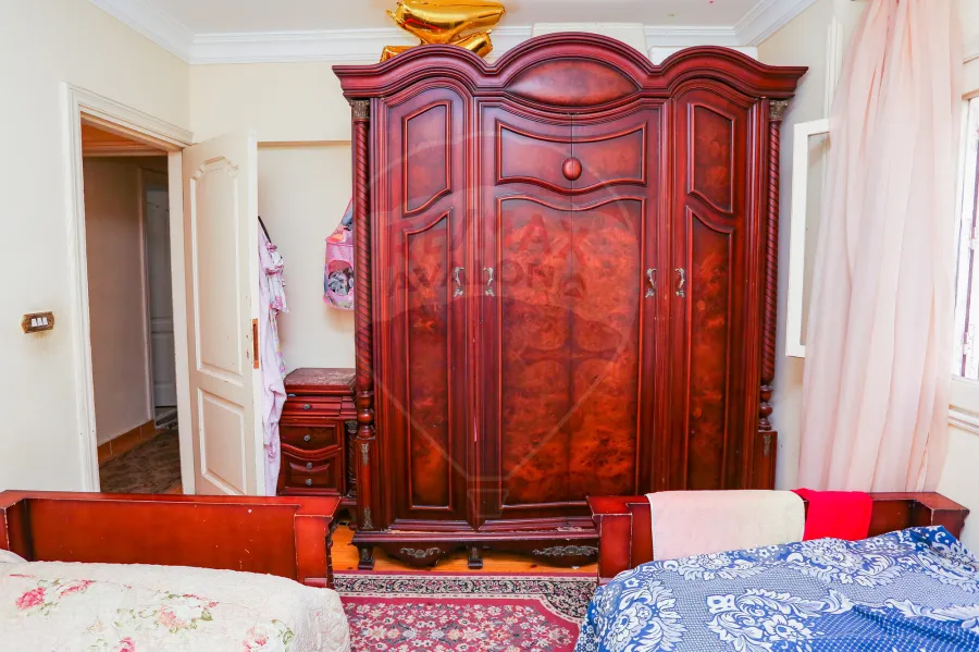 شقة للبيع 135 م سموحة (المربع الذهبي)