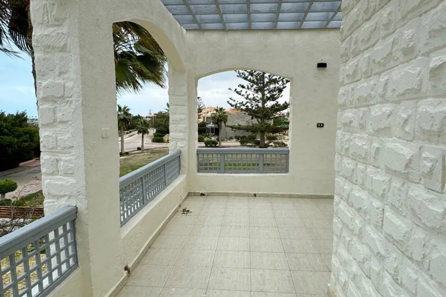 فيلا ستاند الون للبيع (مارينا 2) 510 م