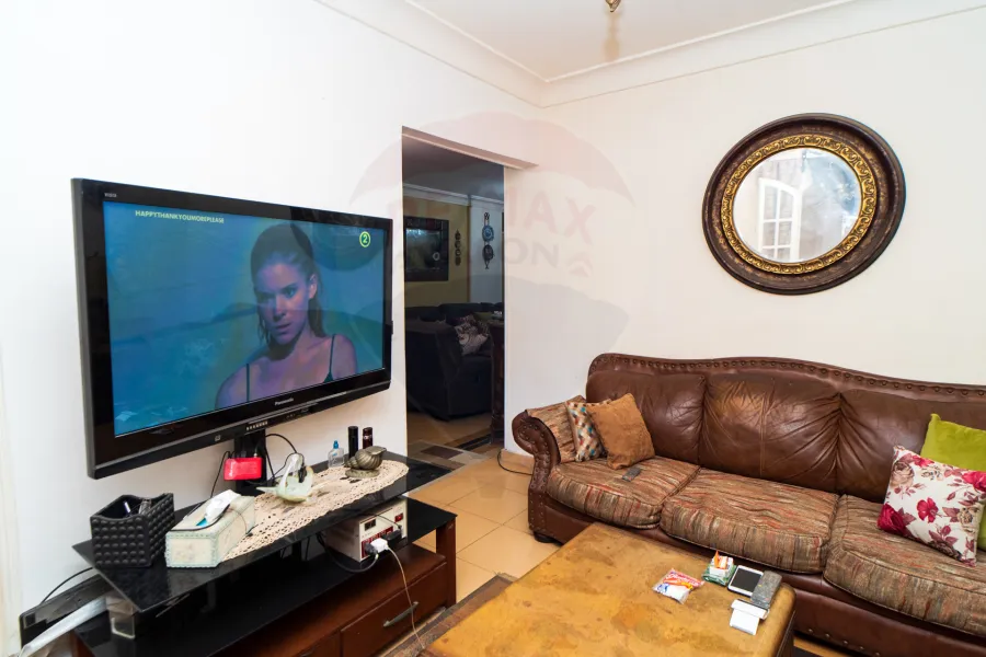 شقة للبيع 145 م سبورتنج (ش احمد علام)