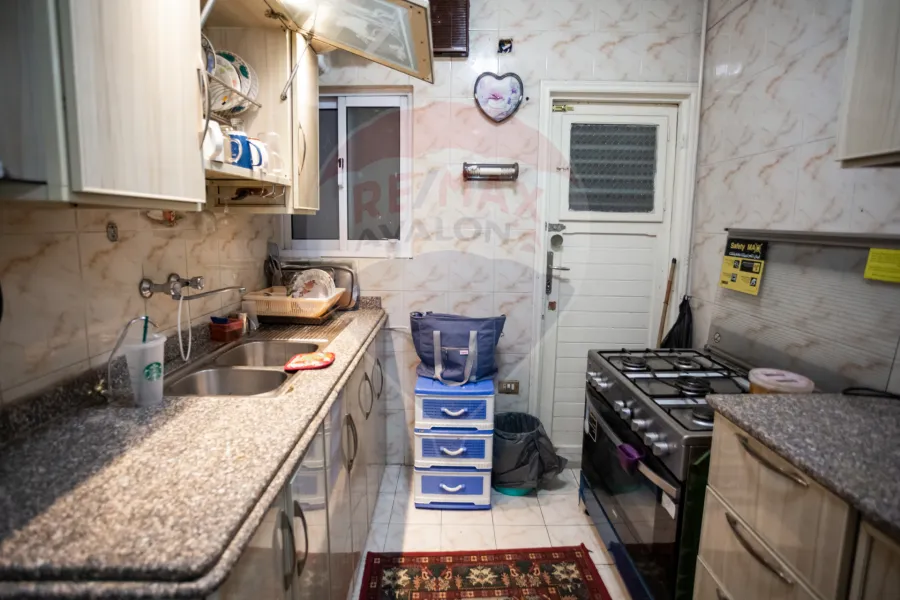 Apartment for sale 200 m Gleem (Near the Jewelry Palace)